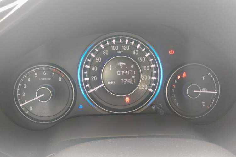 Used Honda Crider 2013 1.8L automatic luxury edition Odometer Close Up