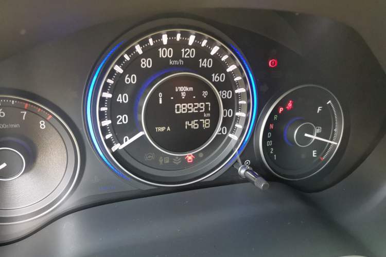 Used Honda Crider 2013 1.8L automatic flagship version Odometer Close Up