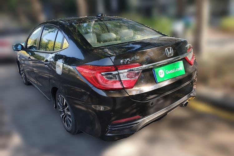 Used Honda Crider 2013 1.8L automatic luxury edition Rear Left 45 Deg