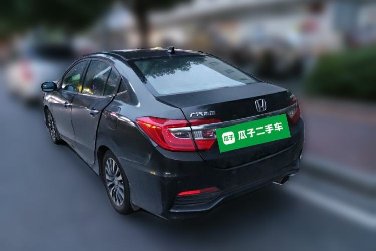 Used Honda Crider 2013 1.8L automatic luxury edition Rear Left 45 Deg