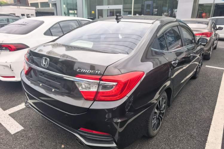 Used Honda Crider 2013 1.8L automatic luxury edition Rear Right 45 Deg