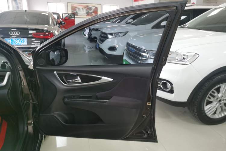Used Honda Crider 2013 1.8L automatic flagship version Right Front Door Interior