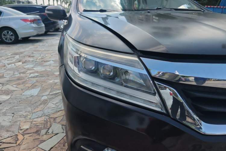 Used Honda Crider 2013 1.8L automatic luxury edition Right Front Headlight