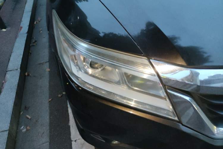 Used Honda Crider 2013 1.8L automatic luxury edition Right Front Headlight