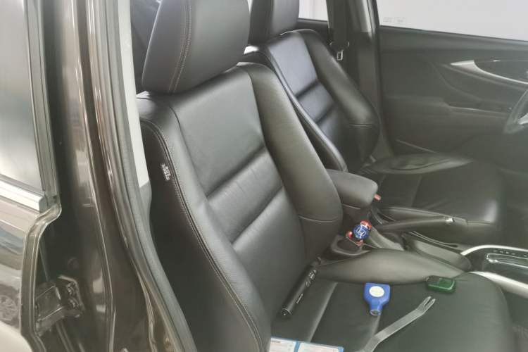 Used Honda Crider 2013 1.8L automatic flagship version Right Front Seat