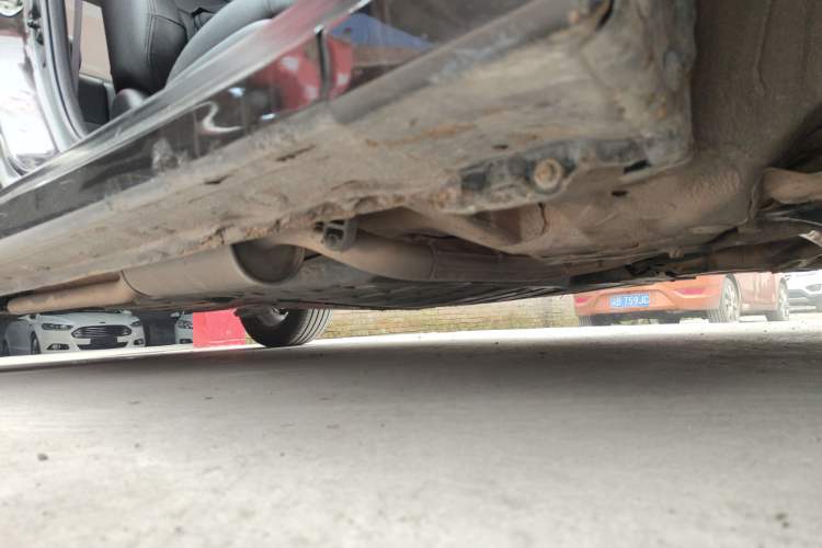 Used Honda Crider 2013 1.8L automatic comfort version Right Side Sill