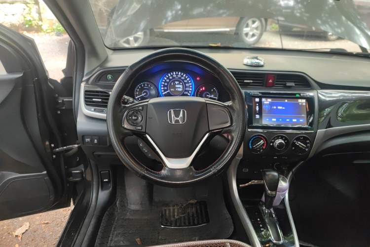 Used Honda Crider 2013 1.8L automatic luxury edition Steering Wheel