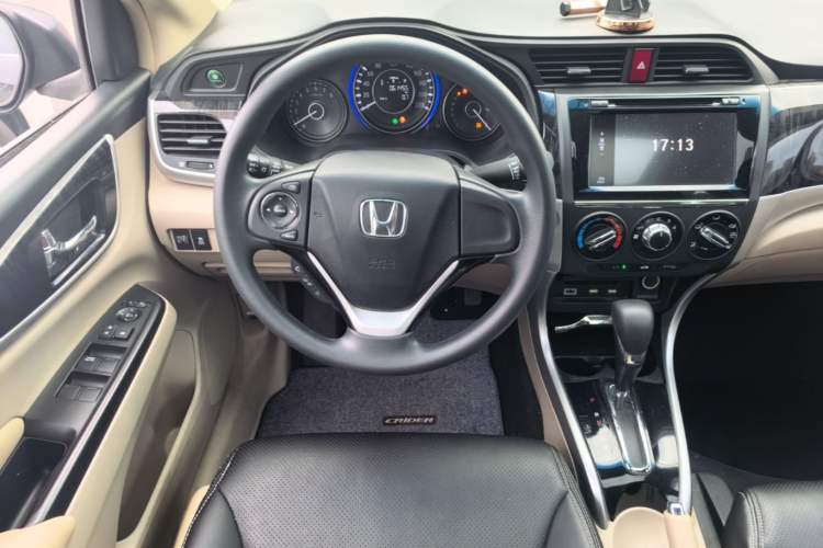 Used Honda Crider 2013 1.8L automatic luxury edition Steering Wheel