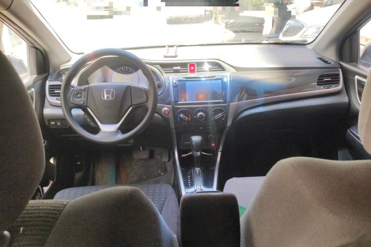 Used Honda Crider 2013 1.8L automatic luxury edition Center Console