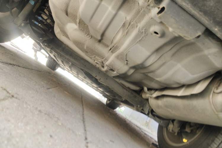 Used Honda Crider 2013 1.8L automatic luxury edition Chassis Rear