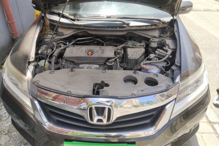 Used Honda Crider 2013 1.8L automatic luxury edition Engine Bay