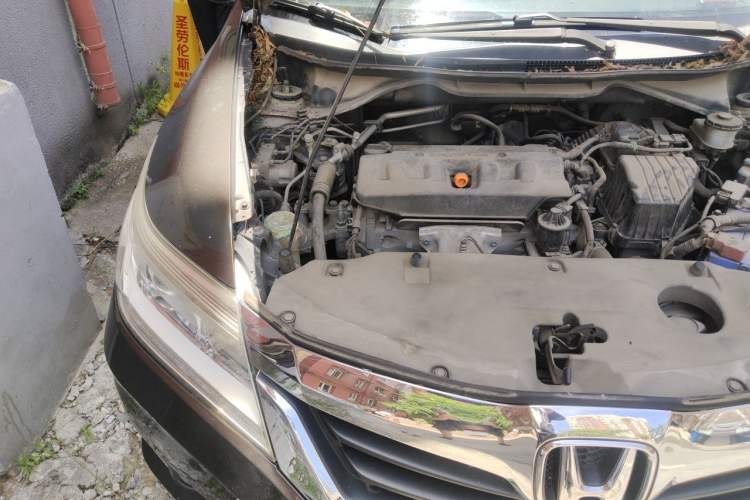 Used Honda Crider 2013 1.8L automatic luxury edition Engine Bay Right