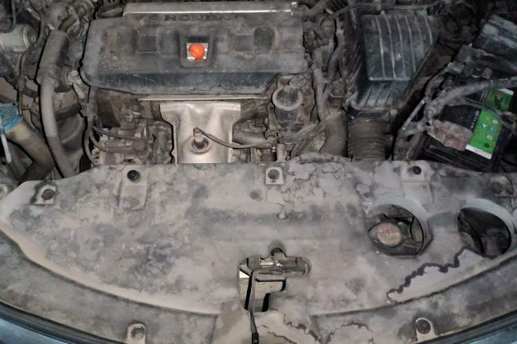 Used Honda Crider 2013 1.8L automatic luxury edition Engine Bay