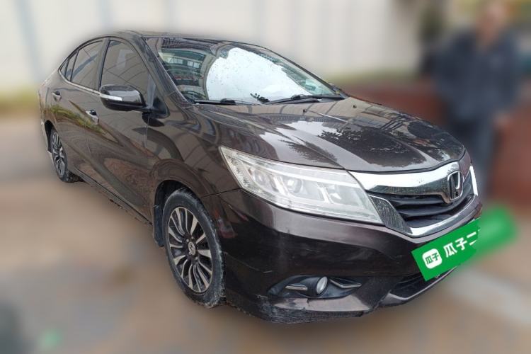 Used Honda Crider 2013 1.8L automatic luxury edition Front Right 45 Deg