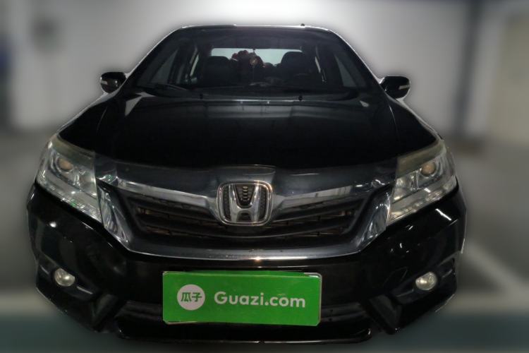 Used Honda Crider 2013 1.8L automatic luxury edition Front