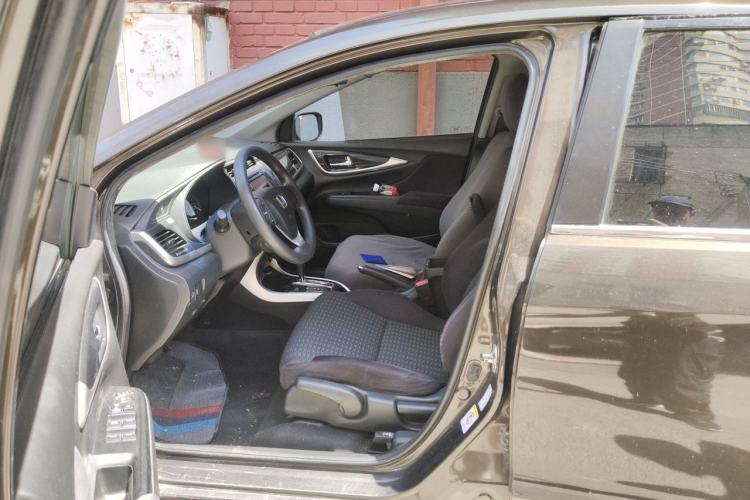 Used Honda Crider 2013 1.8L automatic luxury edition Left Front Seat