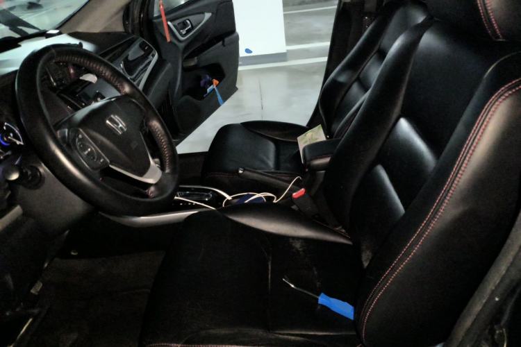 Used Honda Crider 2013 1.8L automatic luxury edition Left Front Seat