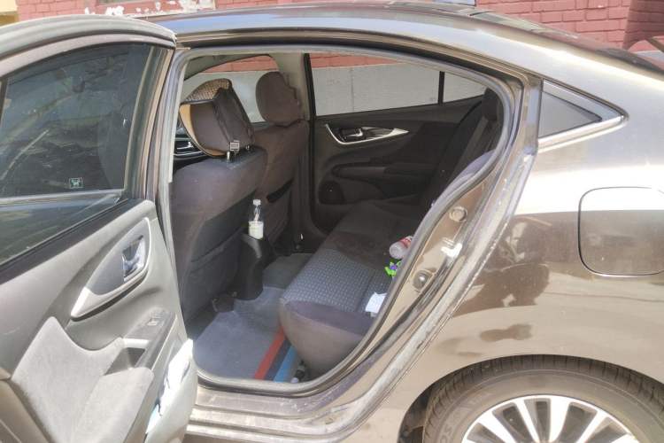 Used Honda Crider 2013 1.8L automatic luxury edition Left Rear Seat