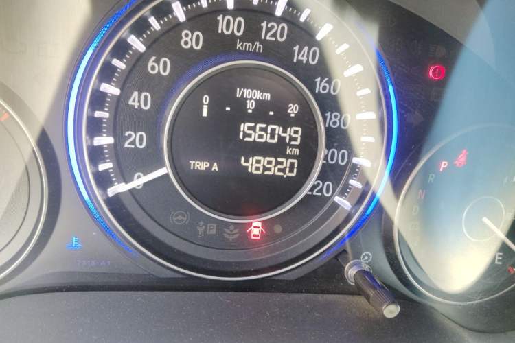 Used Honda Crider 2013 1.8L automatic luxury edition Odometer Close Up