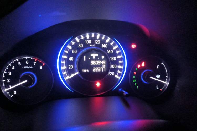 Used Honda Crider 2013 1.8L automatic luxury edition Odometer Close Up