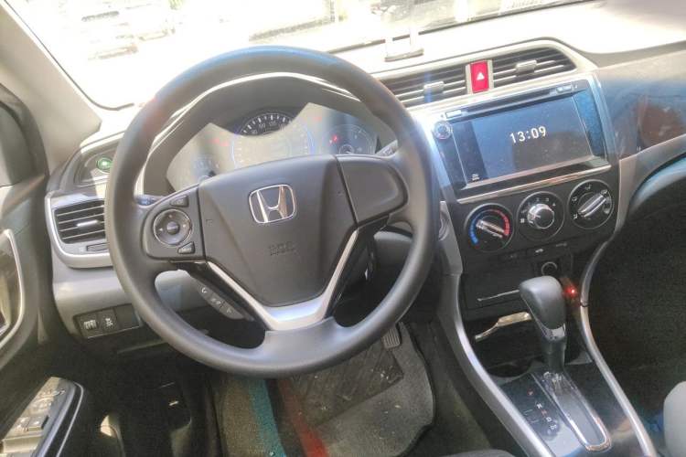 Used Honda Crider 2013 1.8L automatic luxury edition Steering Wheel