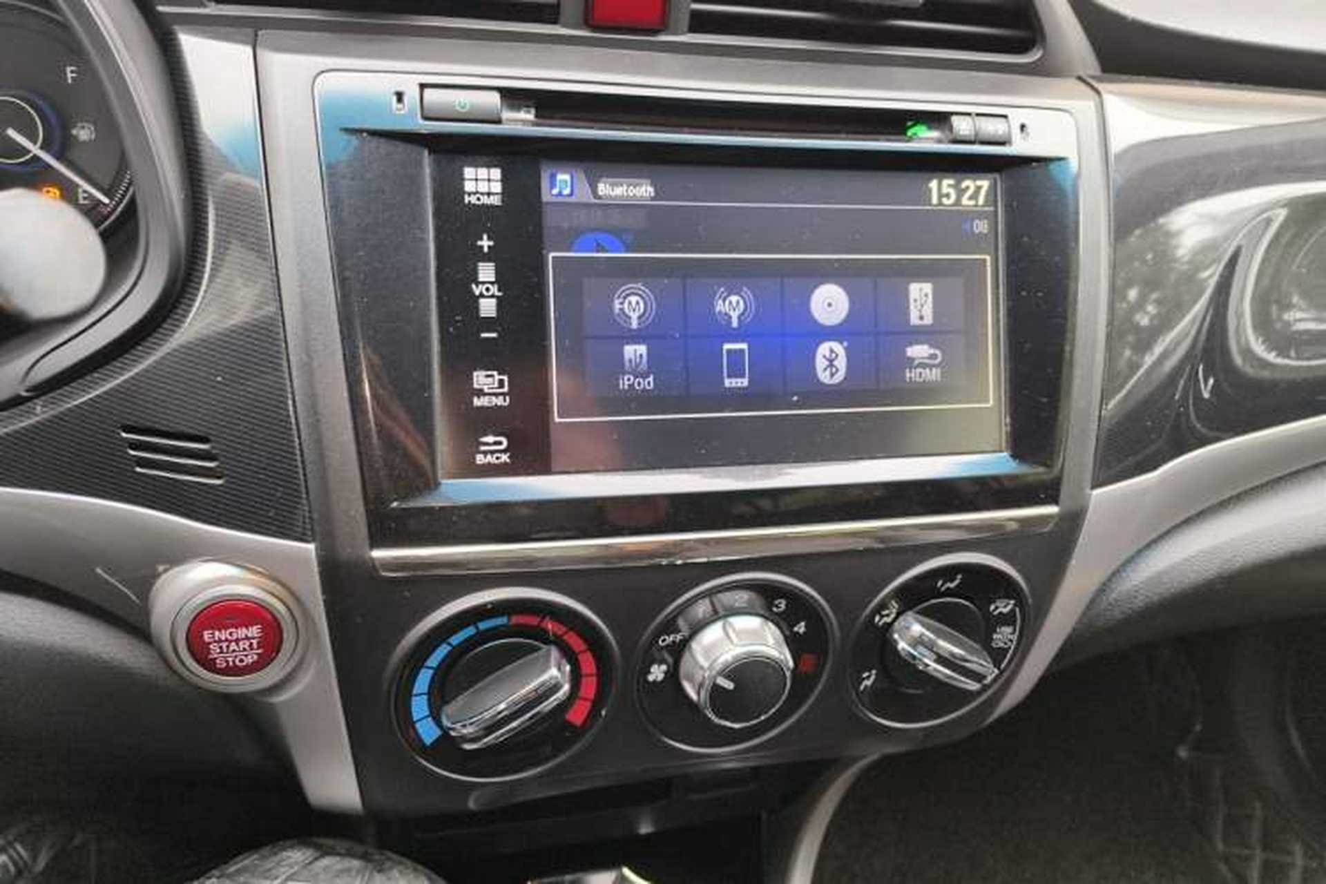 Used Honda Crider 2013 1.8L automatic luxury edition Audio And AC Panel
