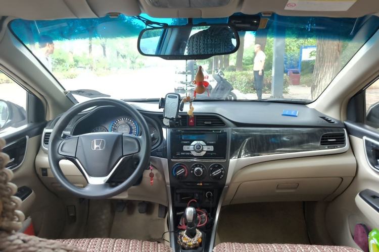 Used Honda Crider 2013 1.8L manual Comfort version Center Console