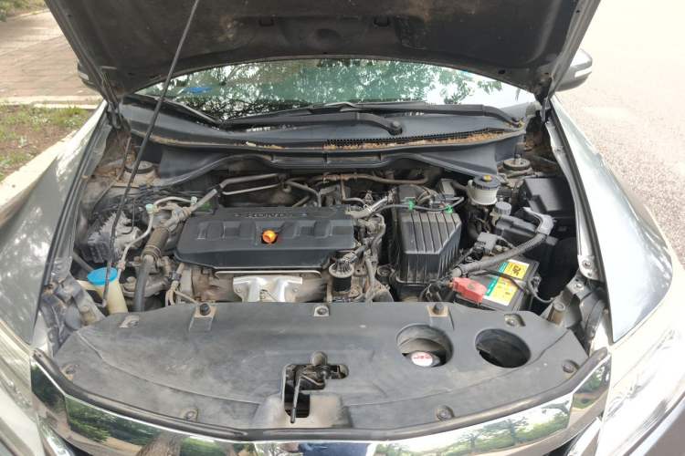 Used Honda Crider 2013 1.8L manual Comfort version Engine Bay