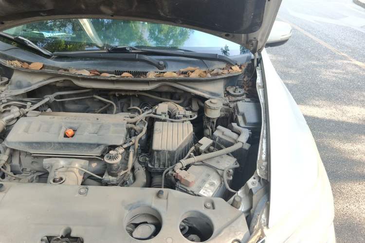 Used Honda Crider 2013 1.8L automatic luxury edition Engine Bay Left