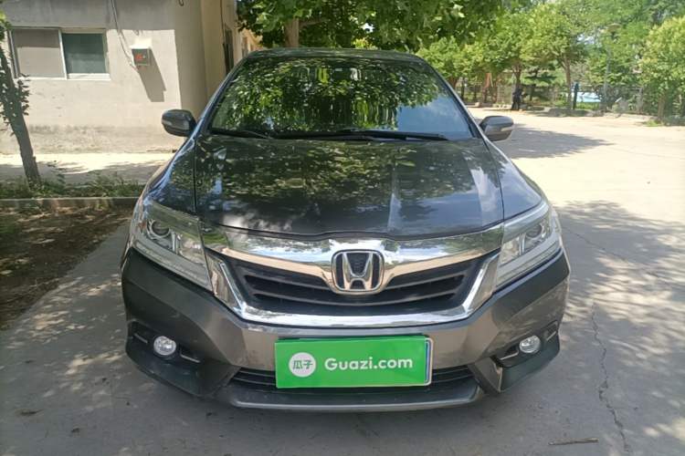 Used Honda Crider 2013 1.8L automatic luxury edition Front