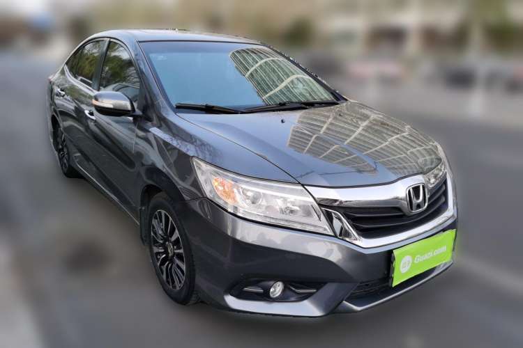 Used Honda Crider 2013 1.8L automatic luxury edition Front Right 45 Deg