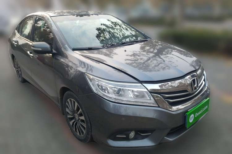 Used Honda Crider 2013 1.8L manual Comfort version Front Right 45 Deg