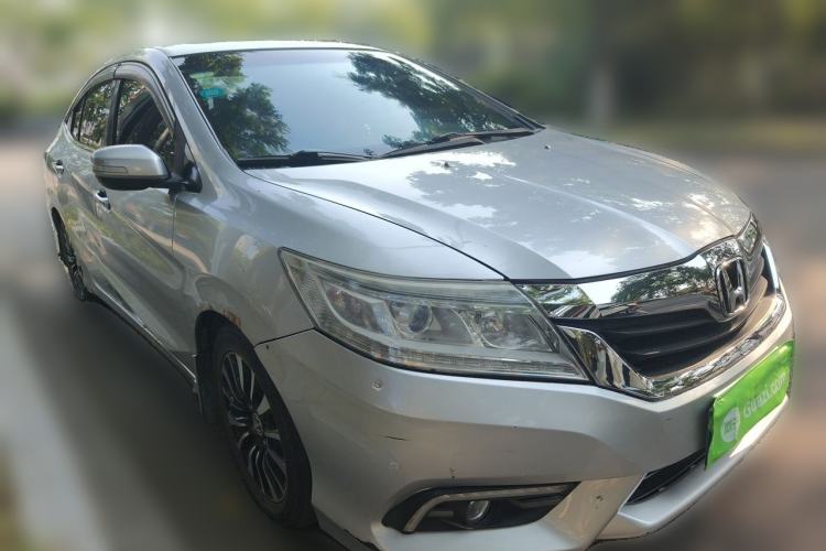 Used Honda Crider 2013 1.8L automatic luxury edition Front Right 45 Deg