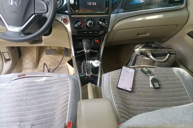 Used Honda Crider 2013 1.8L automatic luxury edition Gear Lever