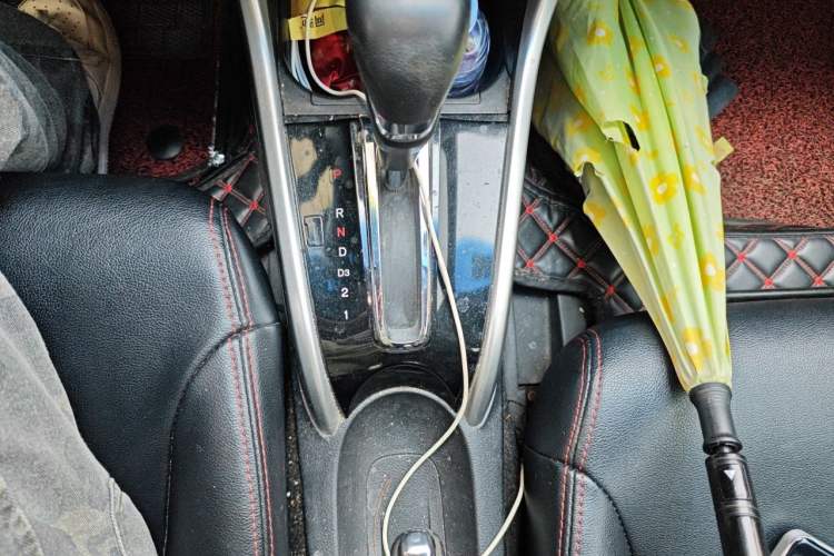 Used Honda Crider 2013 1.8L automatic luxury edition Gear Lever