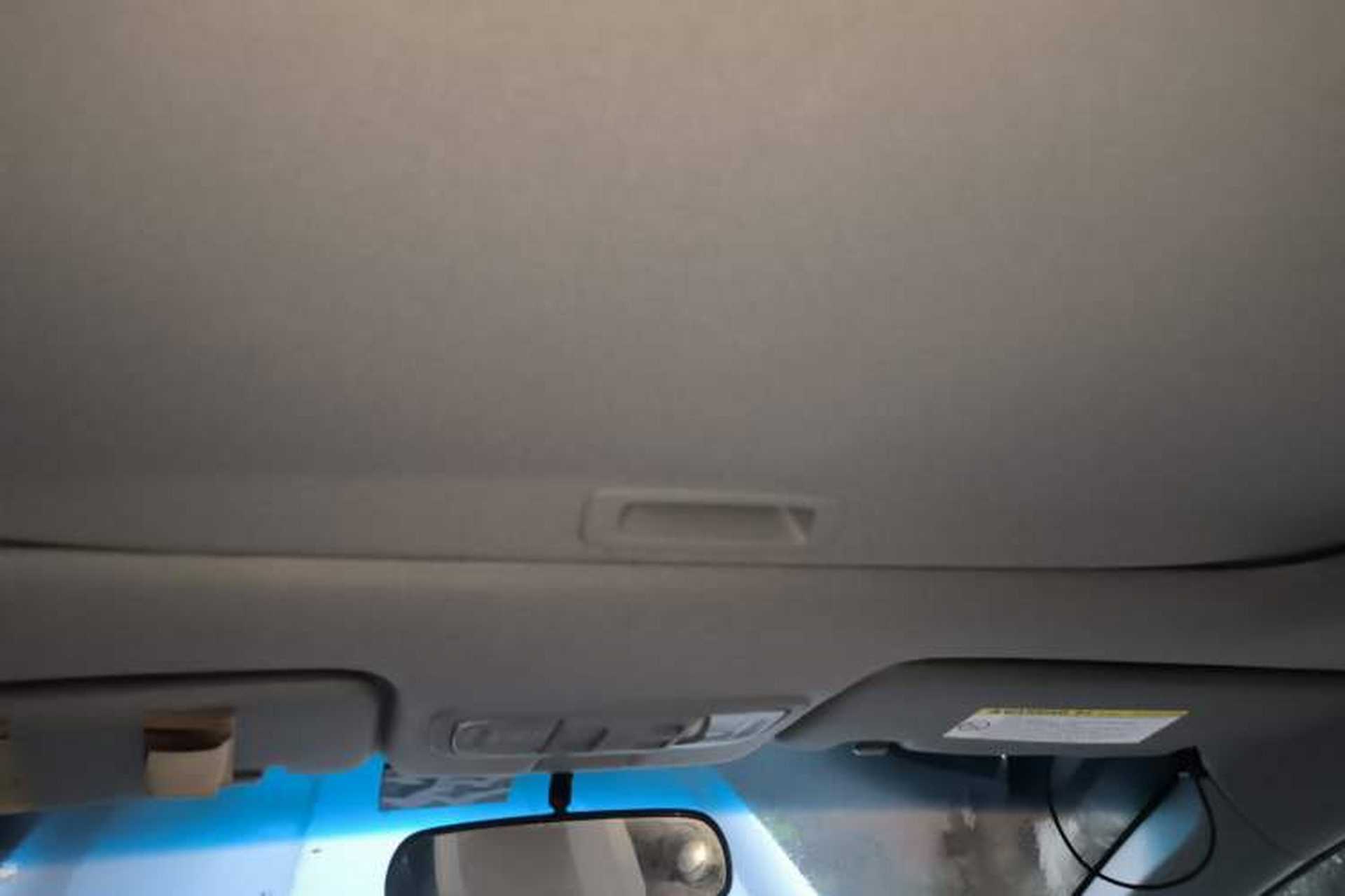 Used Honda Crider 2013 1.8L automatic luxury edition Headliner