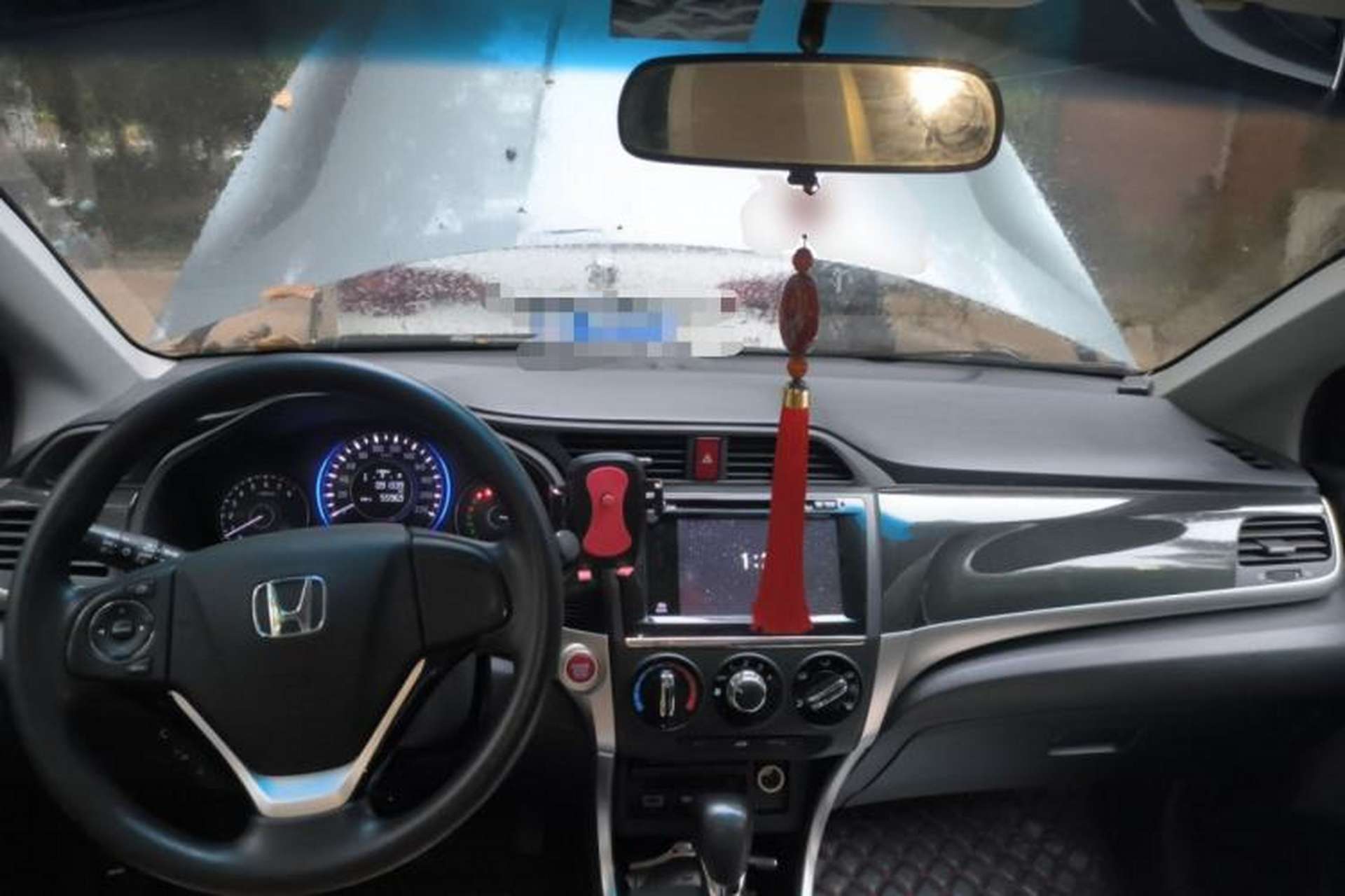 Used Honda Crider 2013 1.8L automatic luxury edition Interior 2