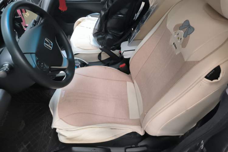 Used Honda Crider 2013 1.8L automatic luxury edition Left Front Seat
