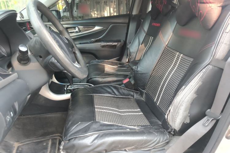 Used Honda Crider 2013 1.8L automatic luxury edition Left Front Seat