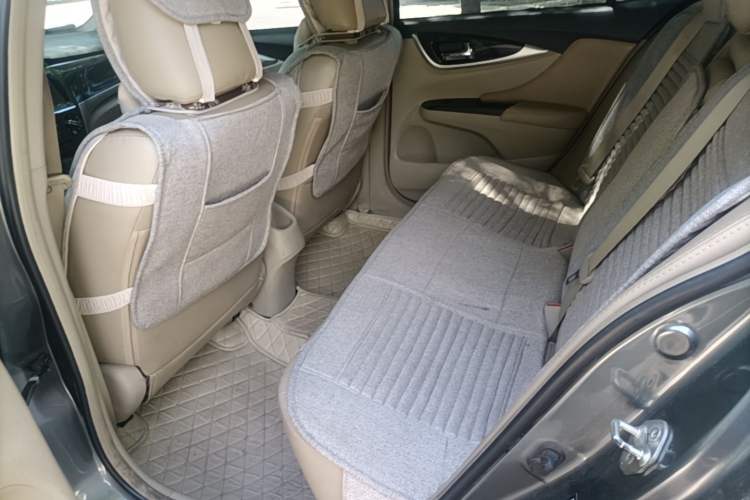 Used Honda Crider 2013 1.8L automatic luxury edition Left Rear Seat
