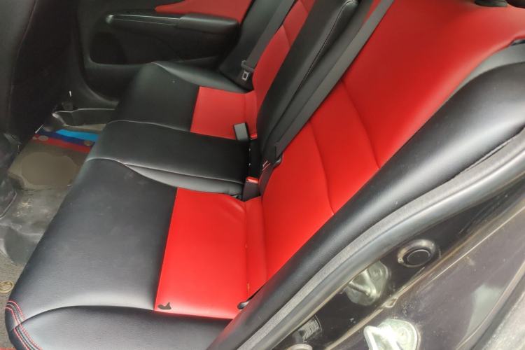 Used Honda Crider 2013 1.8L automatic luxury edition Left Rear Seat