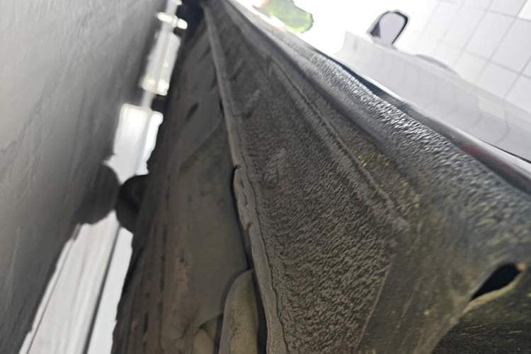 Used Honda Crider 2013 1.8L automatic luxury edition Left Side Sill