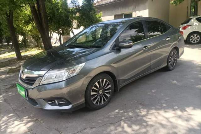 Used Honda Crider 2013 1.8L automatic luxury edition