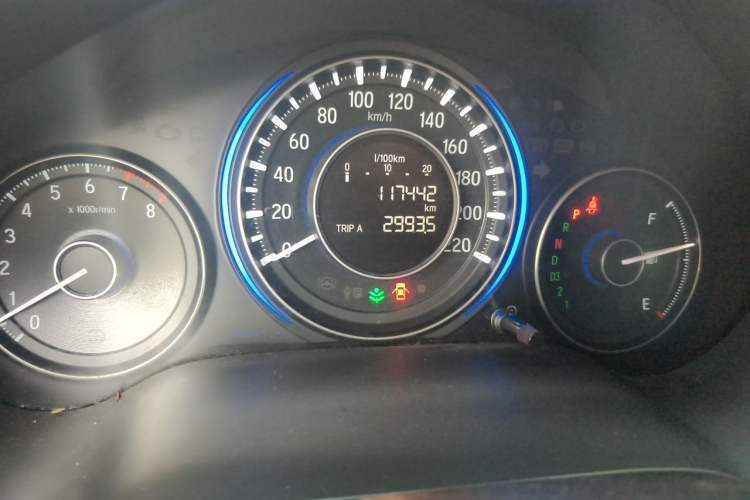 Used Honda Crider 2013 1.8L automatic luxury edition Odometer Close Up