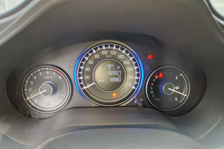 Used Honda Crider 2013 1.8L automatic luxury edition Odometer Close Up
