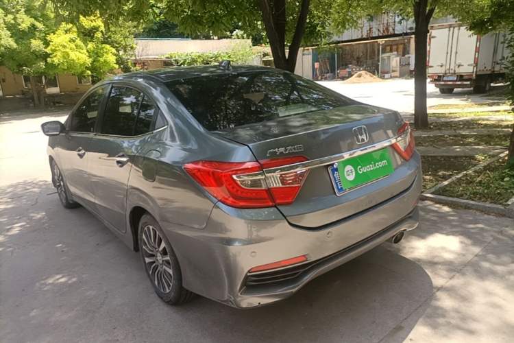 Used Honda Crider 2013 1.8L automatic luxury edition Rear Left 45 Deg