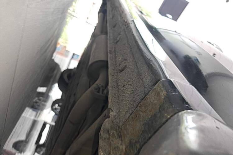 Used Honda Crider 2013 1.8L automatic luxury edition Right Side Sill