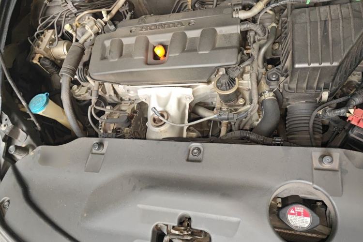 Used Honda Crider 2013 1.8L automatic luxury edition Engine Bay