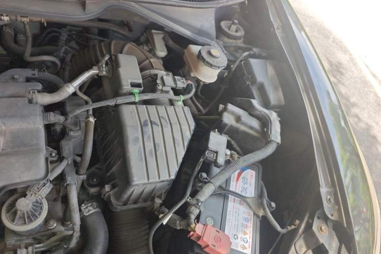 Used Honda Crider 2013 1.8L automatic luxury edition Engine Bay Left