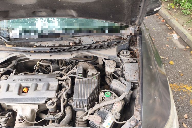 Used Honda Crider 2013 1.8L automatic luxury edition Engine Bay Left